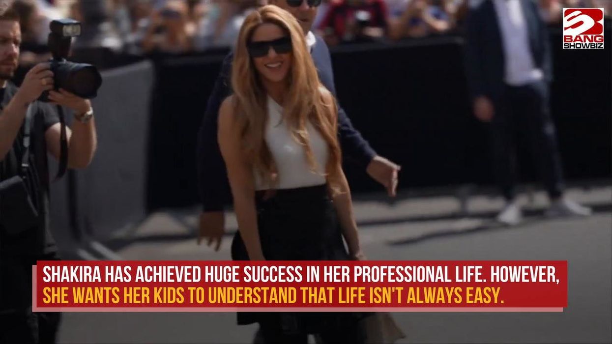 Shakira walks off stage after spotting fan 'filming up her dress' | indy100