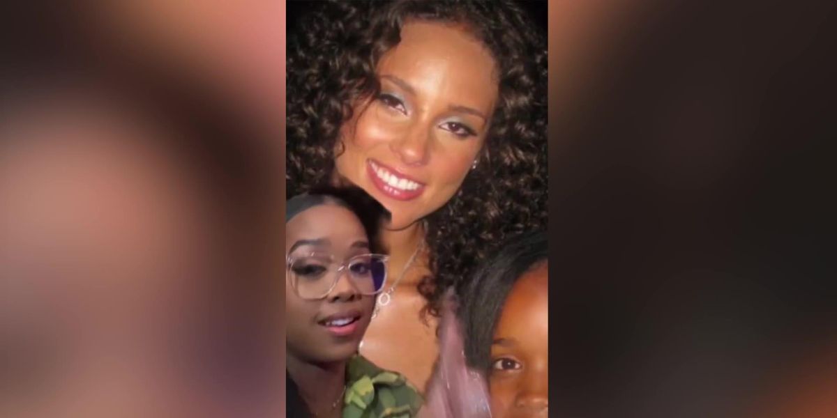 Singer H.E.R. recalls ‘humble beginnings’ before career took of | indy100