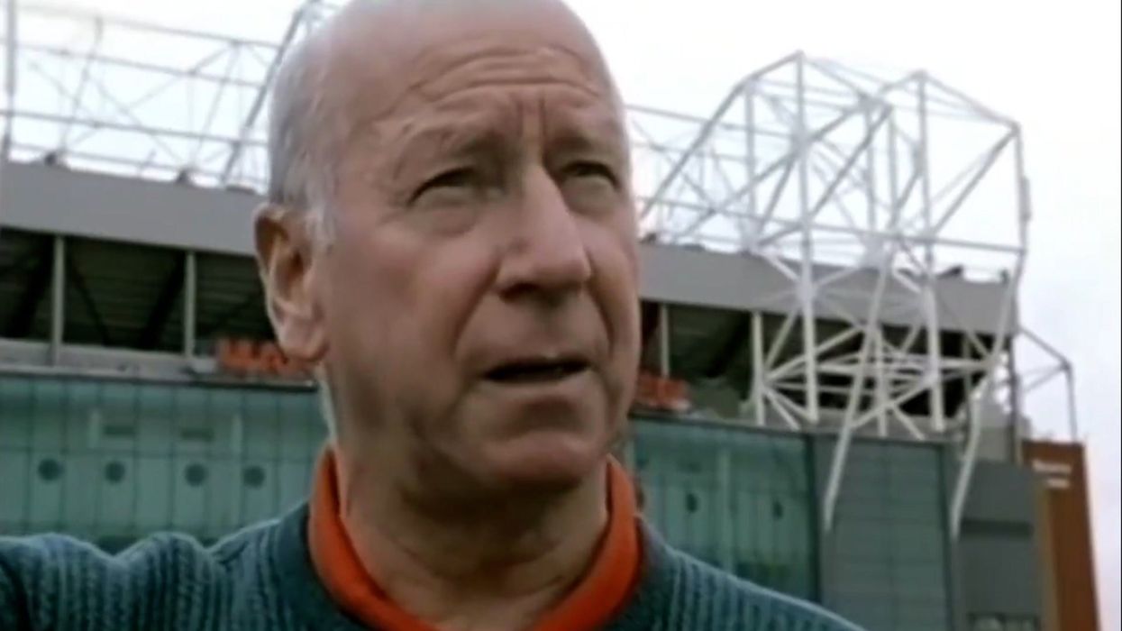 Bobby Charlton sharing his love of football after 1999 Champions League final resurfaces