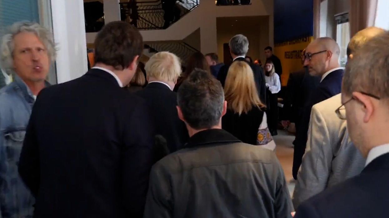 Boris Johnson was chased through Davos for a solid minute by Sky News reporter