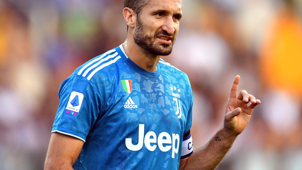 <p>Slow motion footage shows Chiellini mouthing the literal curse word “kiricocho.”</p>