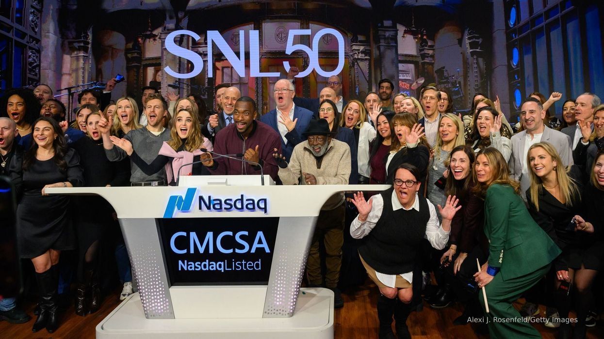 Who is hosting and performing on the upcoming season of Saturday Night Live?