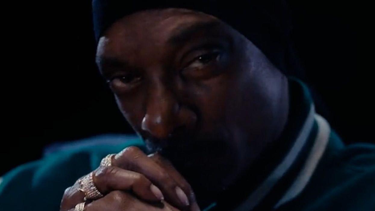 Snoop Dogg announcing he's 'giving up smoke' isn't as it seems