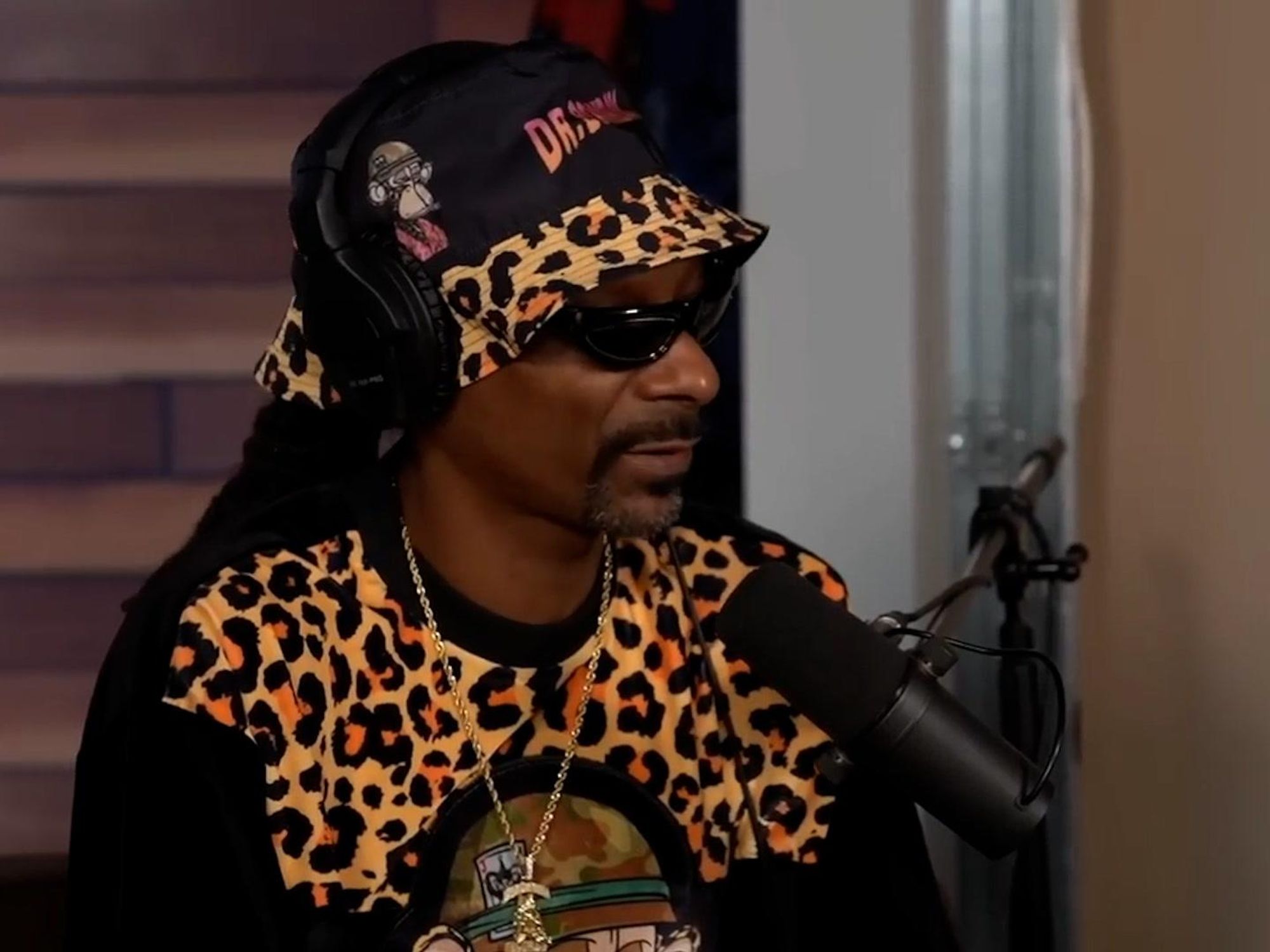 Snoop Dogg discusses his final time seeing Tupac after shooting