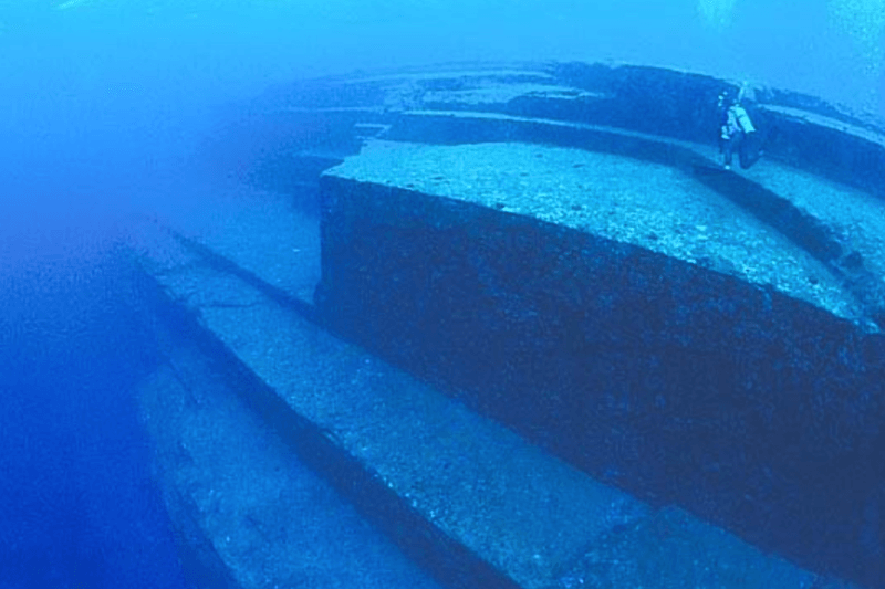 Japan's underwater Yonaguni Monument is one of the world's great mysteries | indy100