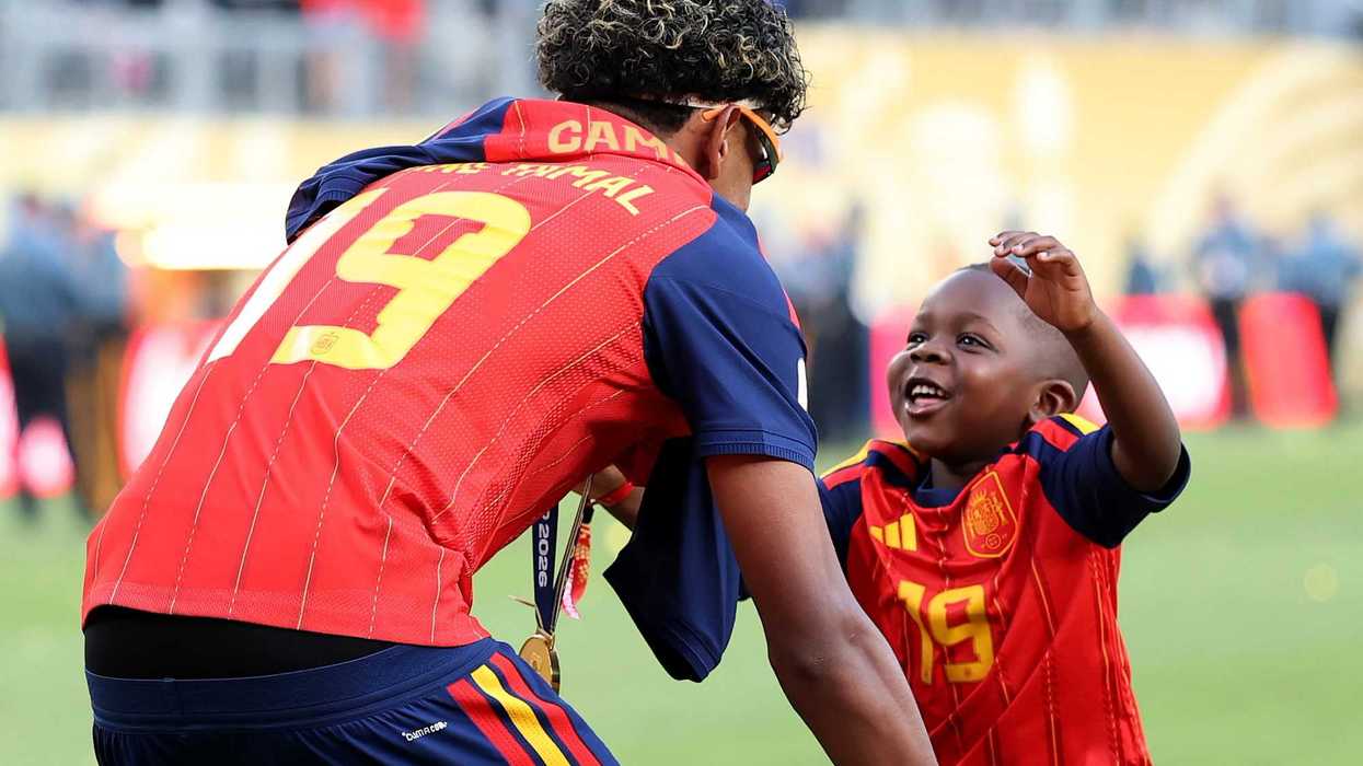 Watch Lamine Yamal's three-year-old brother sprint across pitch to celebrate with him: 'Cutest s*** ever'
