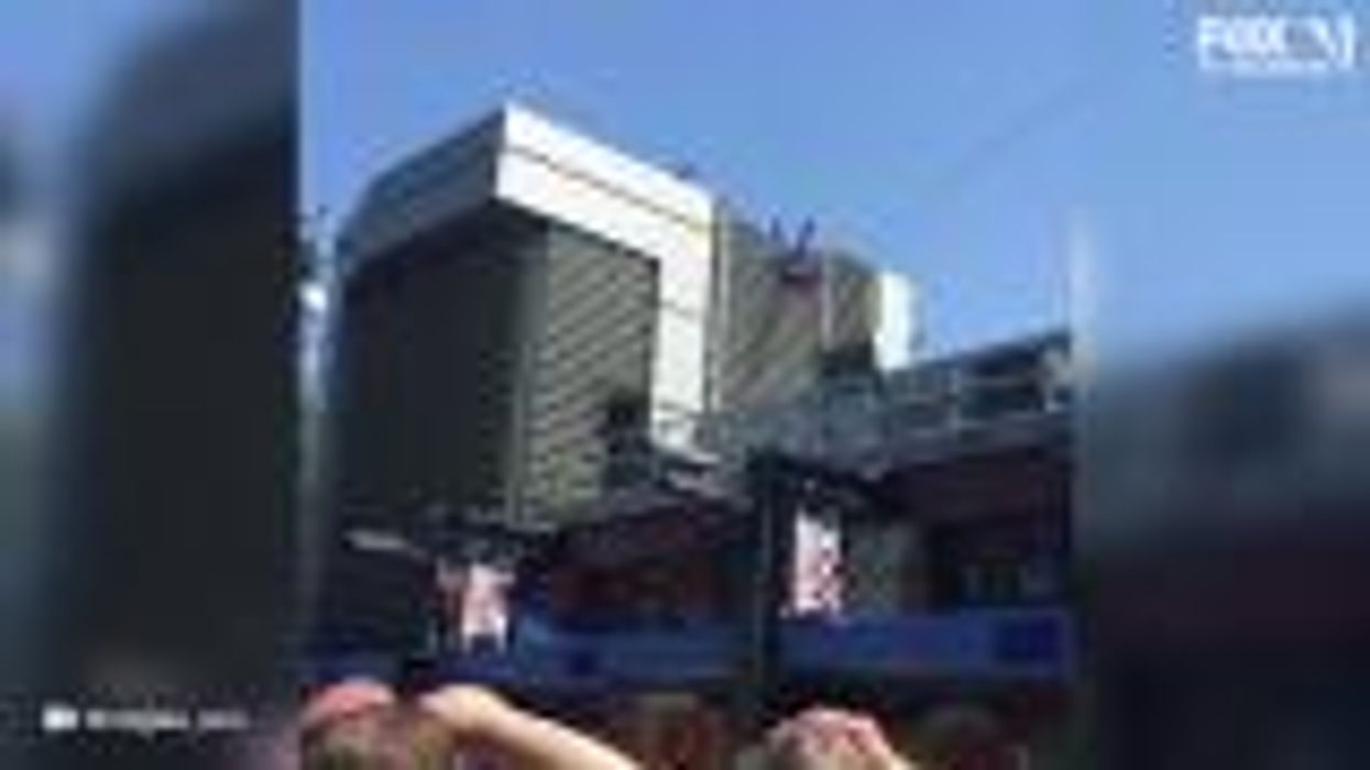 Spider-Man stunt at Disney Theme Park goes horribly wrong