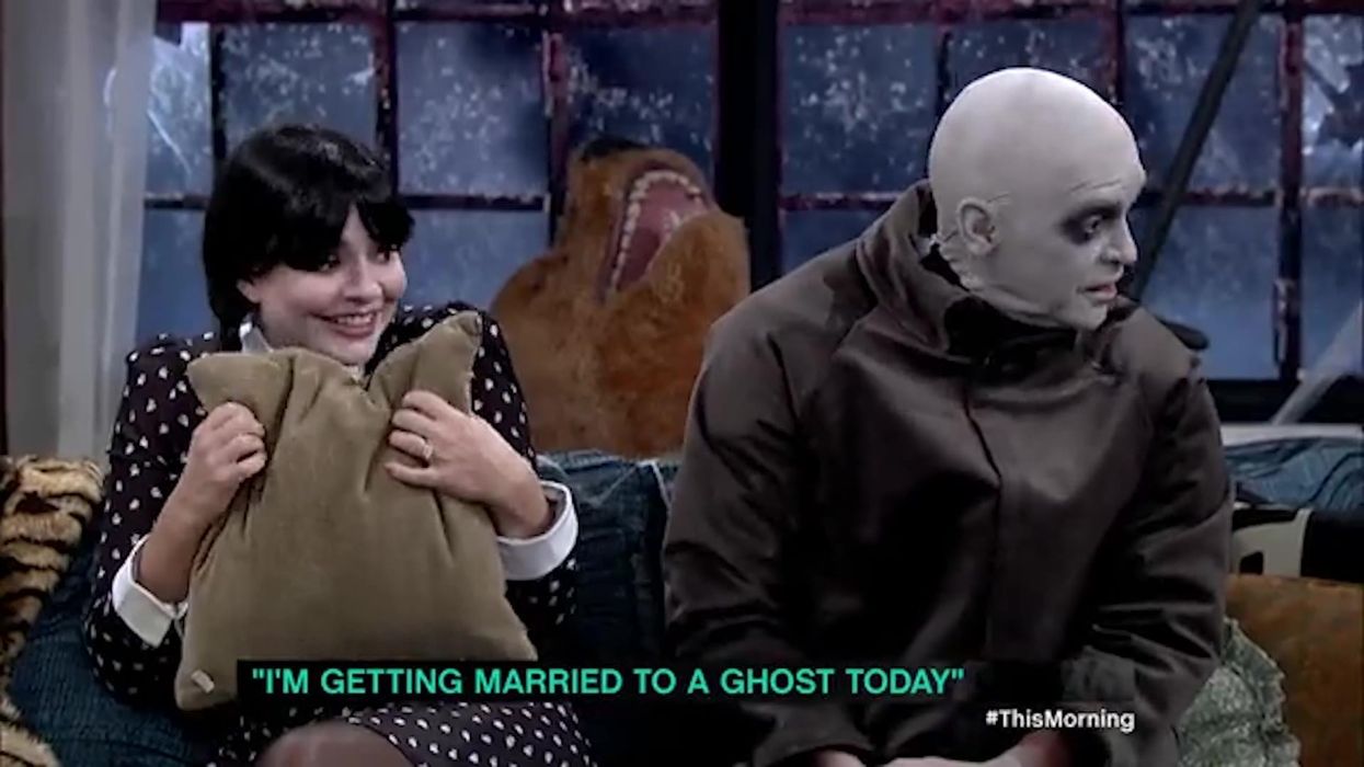 Terrified Holly Willoughby hides behind pillow as 'ghost' interrupts interview