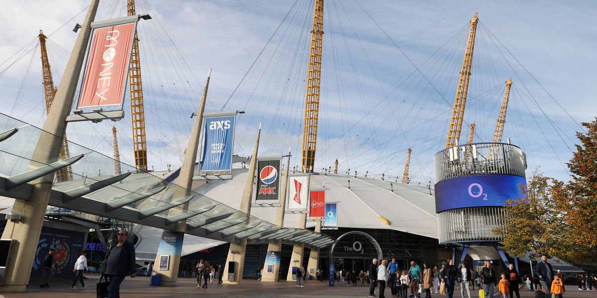 People are horrified at what the O2 Arena used to look like as the ...