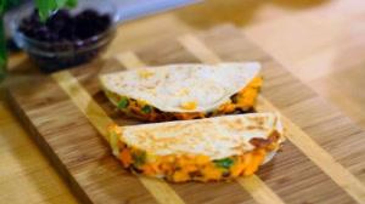 Student's genius revenge on food thief goes viral