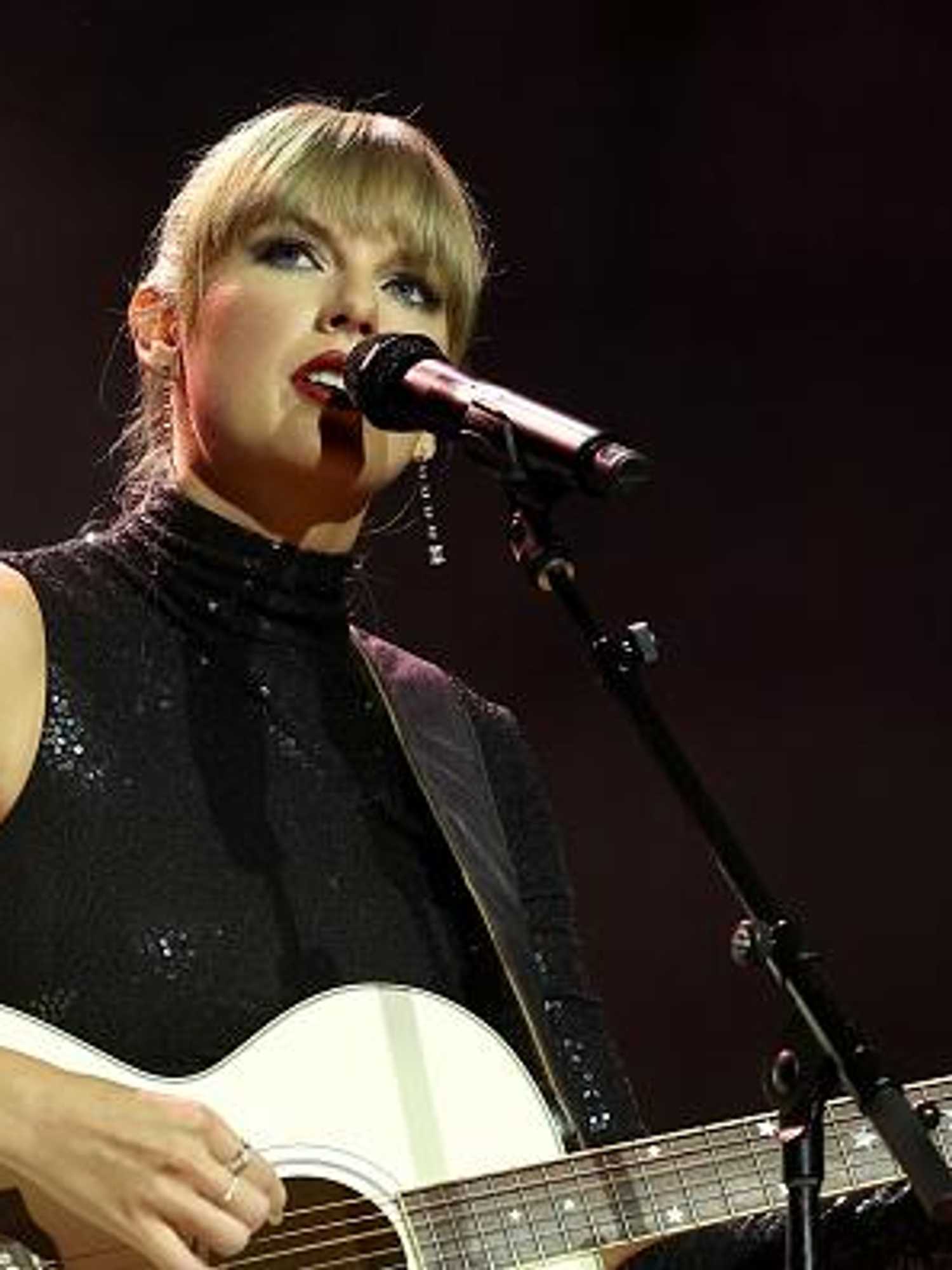 Taylor Swift just dropped the hammer on Ticketmaster