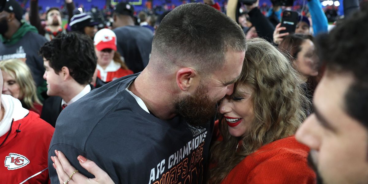 Travis Kelce asked Taylor Swift one question after Chiefs reached the