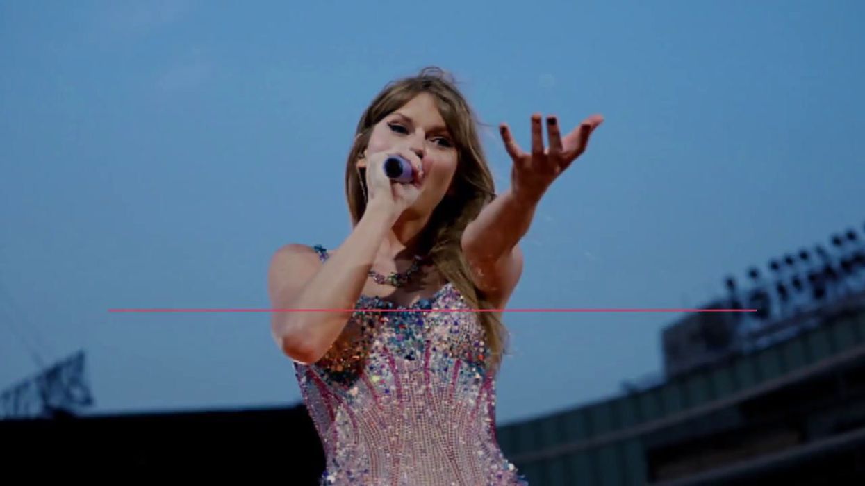 "Hell no:" Plane full of singing Taylor Swift fans sparks debate