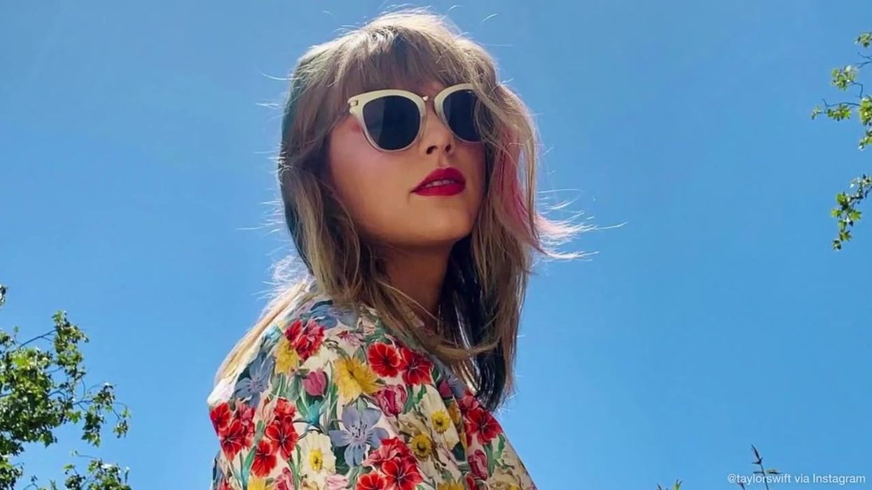Taylor Swift lookalike creates petition so swifties will stop harassing her