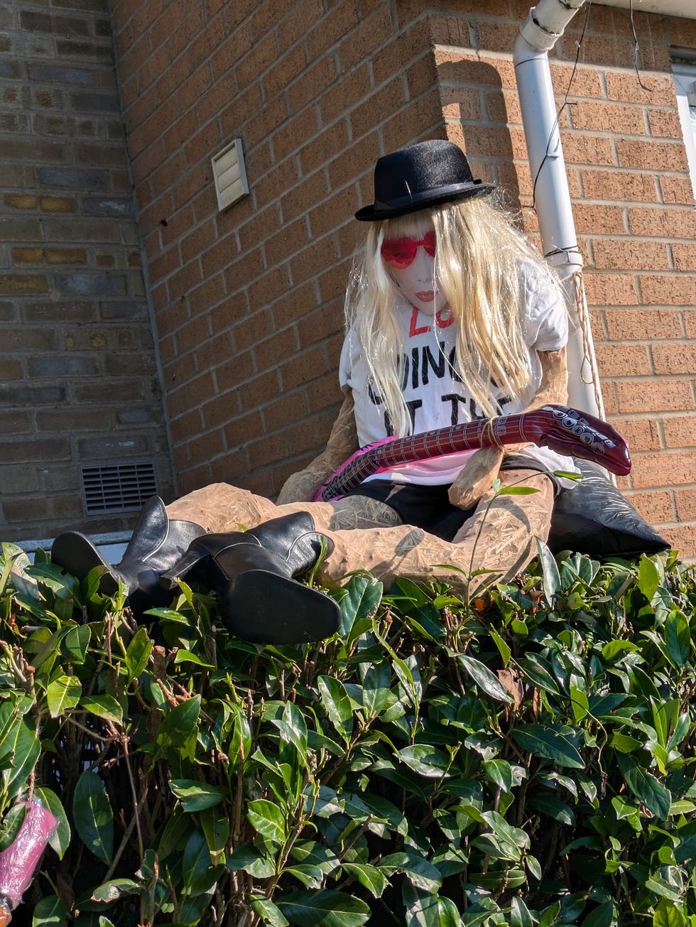 Taylor Swift scarecrow