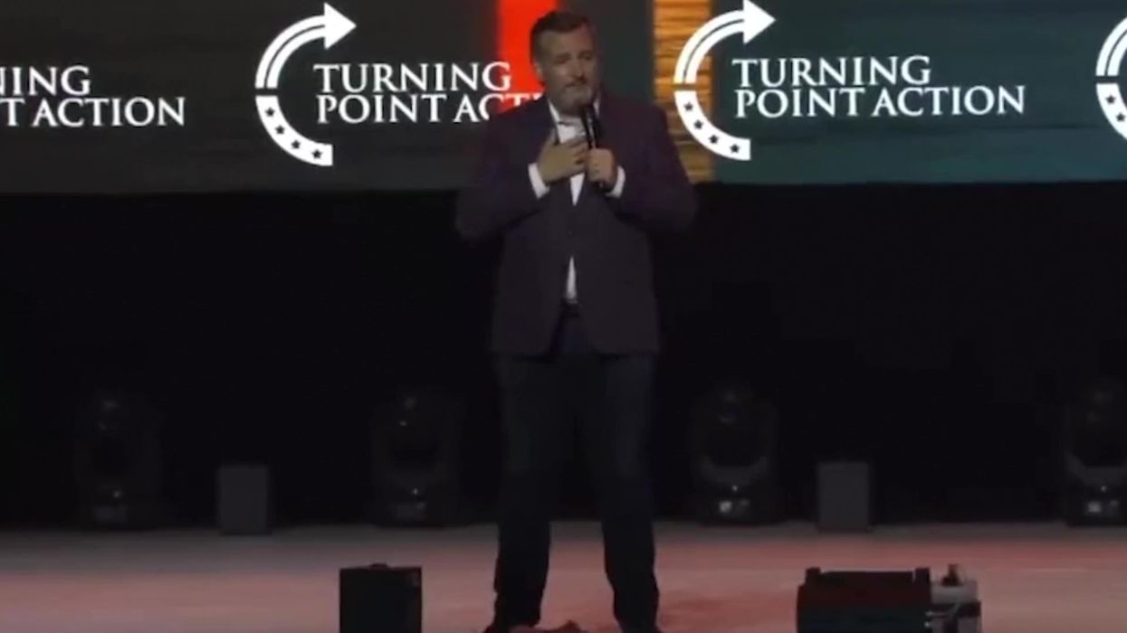 Republican candidate claims that there aren't any pronouns in the Bible - is instantly proven wrong