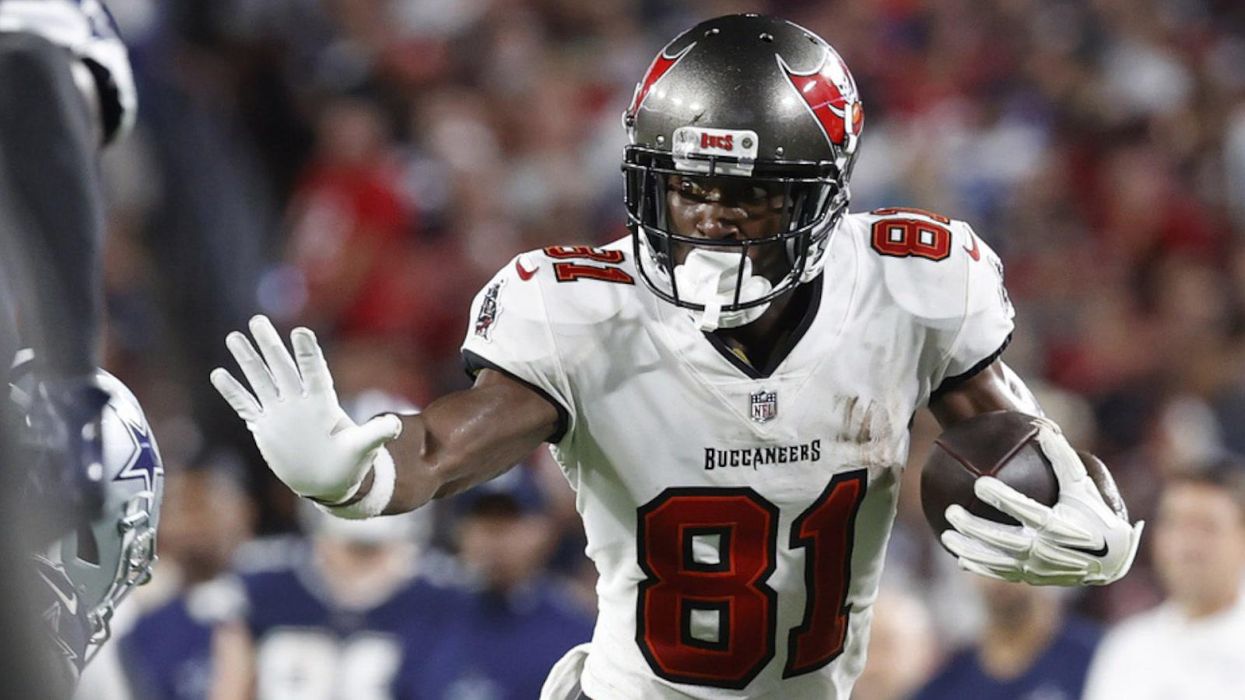 Antonio Brown brutally trolls Tom Brady's Buccaneers after they crashed out of playoffs