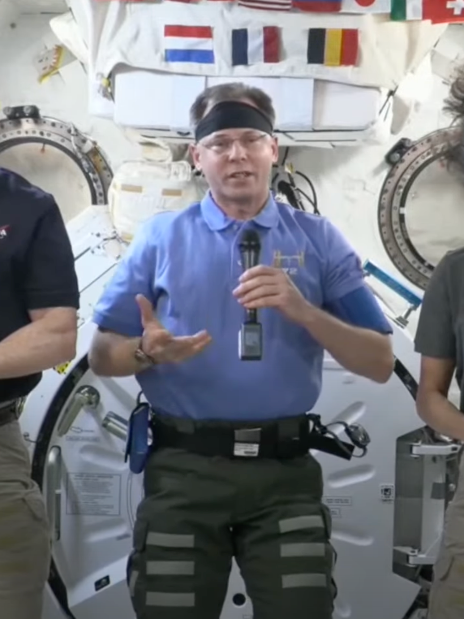 The astronuats 'stranded' in space