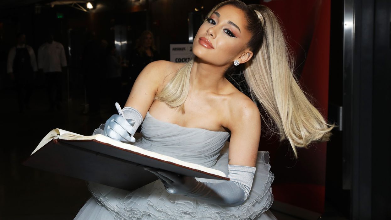 <p>The celebrity chef asked Ariana Grande and friends if they had IDs</p>