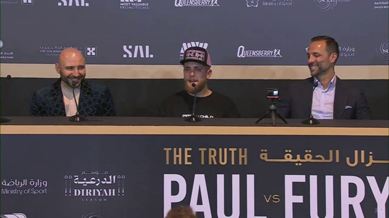 Drake's 'passive aggressive' reaction to being called old has TikTok in hysterics