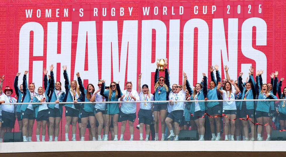 Rugby fans hail Red Roses as ‘cracking inspiration’ at rainy celebration