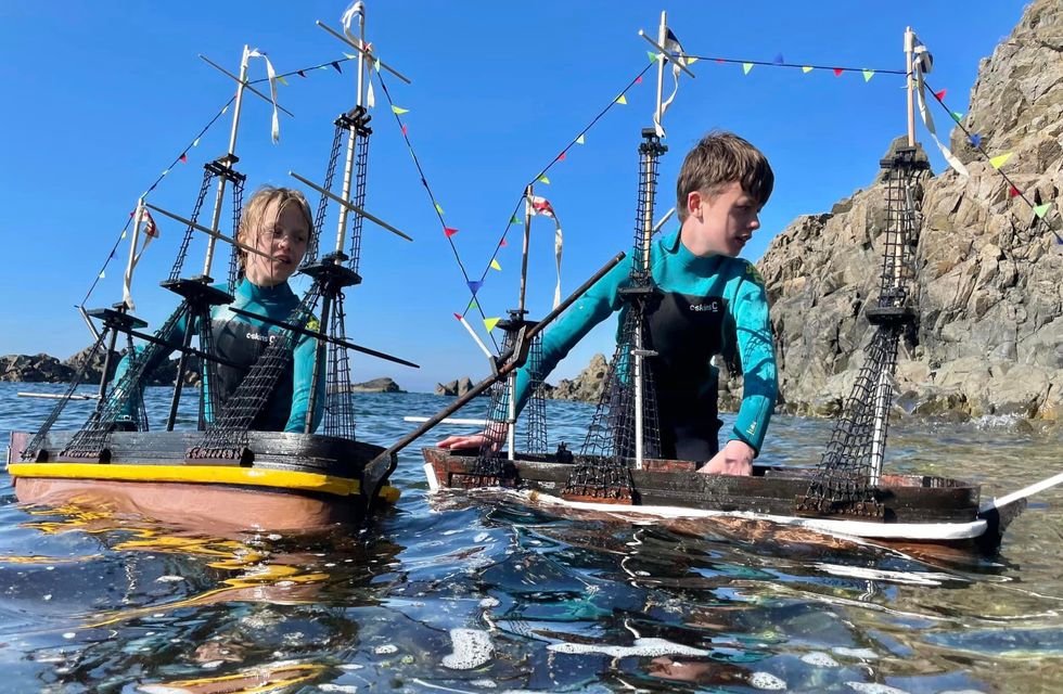 Brothers launch replica boats to circumnavigate Antarctica in ‘world first’