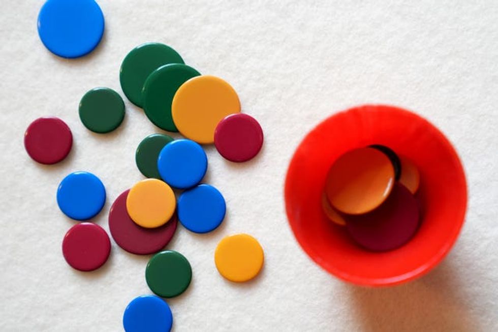 The game equipment at the Tiddlywinks Championship