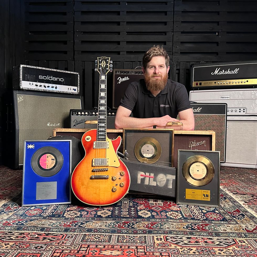 Guitar that accompanied Kate Bush’s debut to be sold at auction