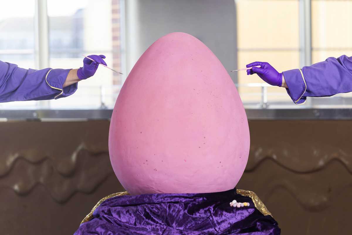 Cadbury World unveils world's largest chocolate Mini Egg for Easter