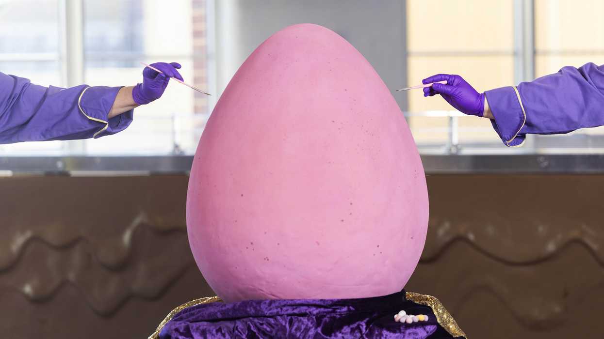 Cadbury World unveils world's largest chocolate Mini Egg for Easter