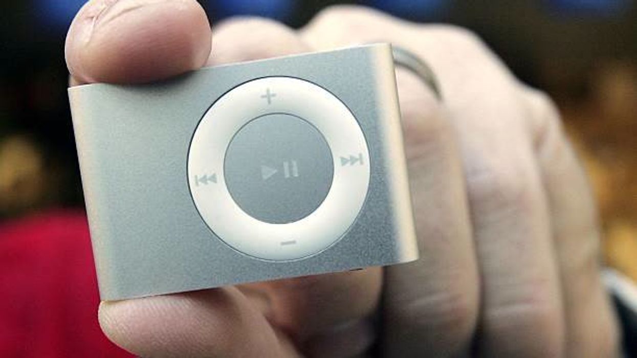 Millennials horrified that iPods are now 'vintage' items at Urban Outfitters