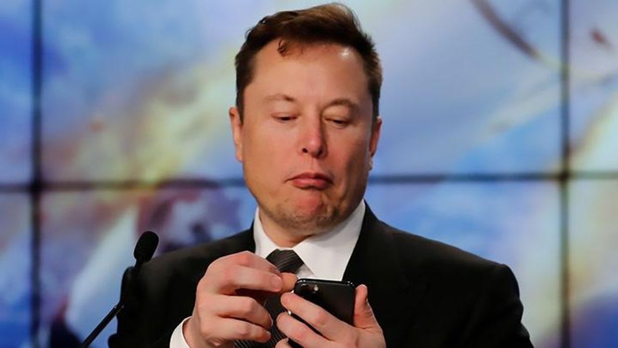 Elon Musk promises he won't be an embarrassment if he's invited to White House