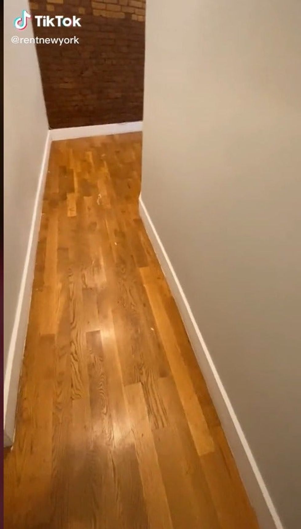 The narrowing entrance corridor