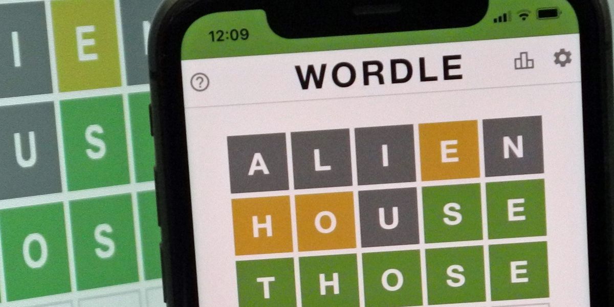 UK intelligence agency teases MI6 boss over Wordle annoyance indy100