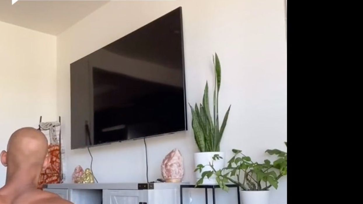 The optical illusion has everyone’s minds blown