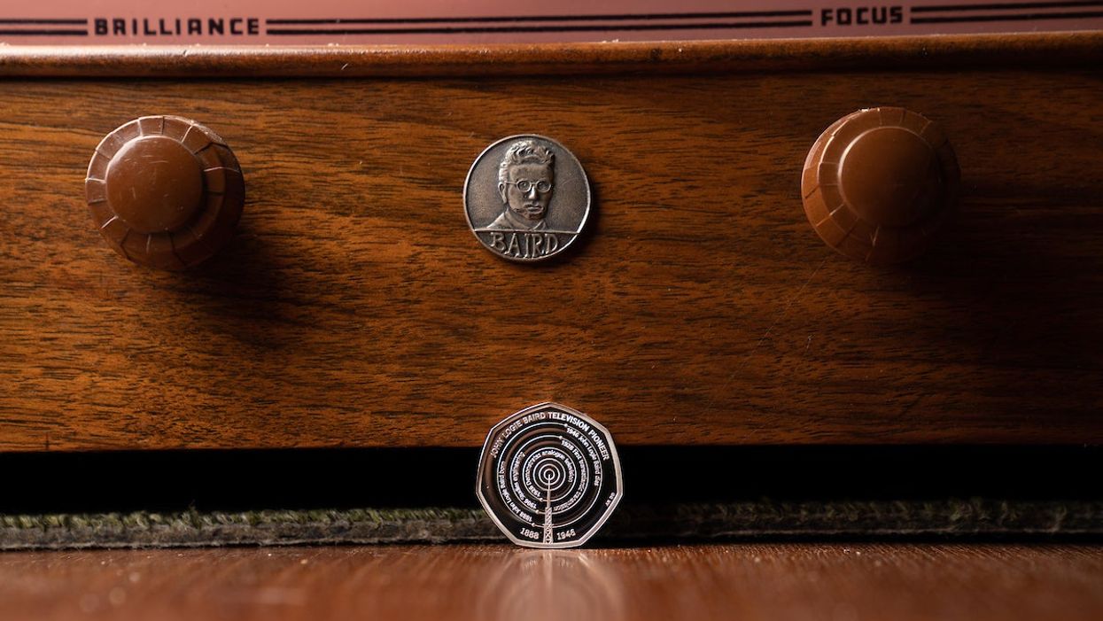 The Royal Mint unveils commemorative 50p to honour John Logie Baird against 1950 Baird model at the British Vintage Wireless and Television Museum 02