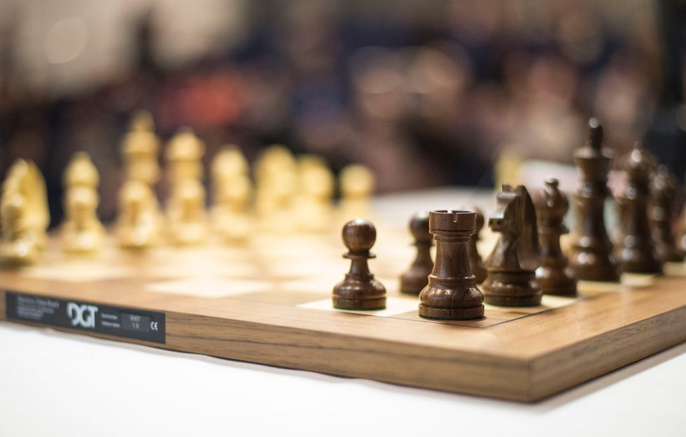 Plans to set up 100 chess boards in public parks approved by Government