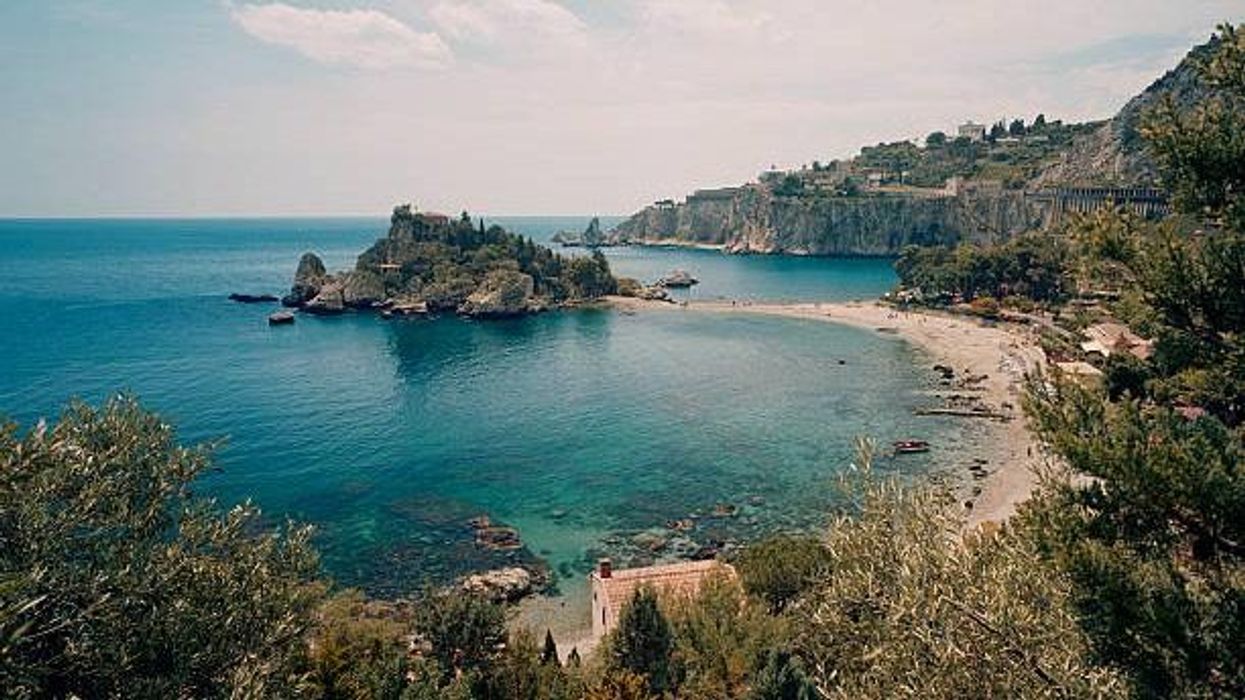 Only Gen Z was able to spot this red flag in The White Lotus