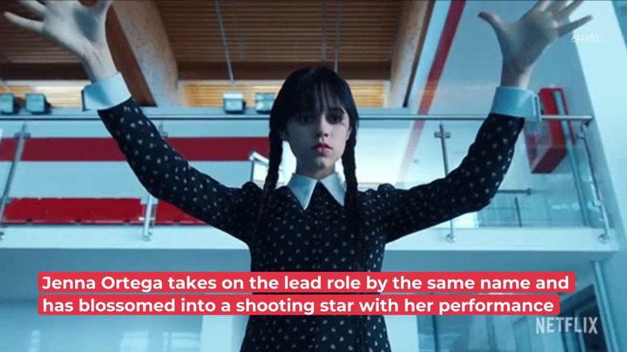 Figure skater amazes people in recreating 'Wednesday' dance on ice