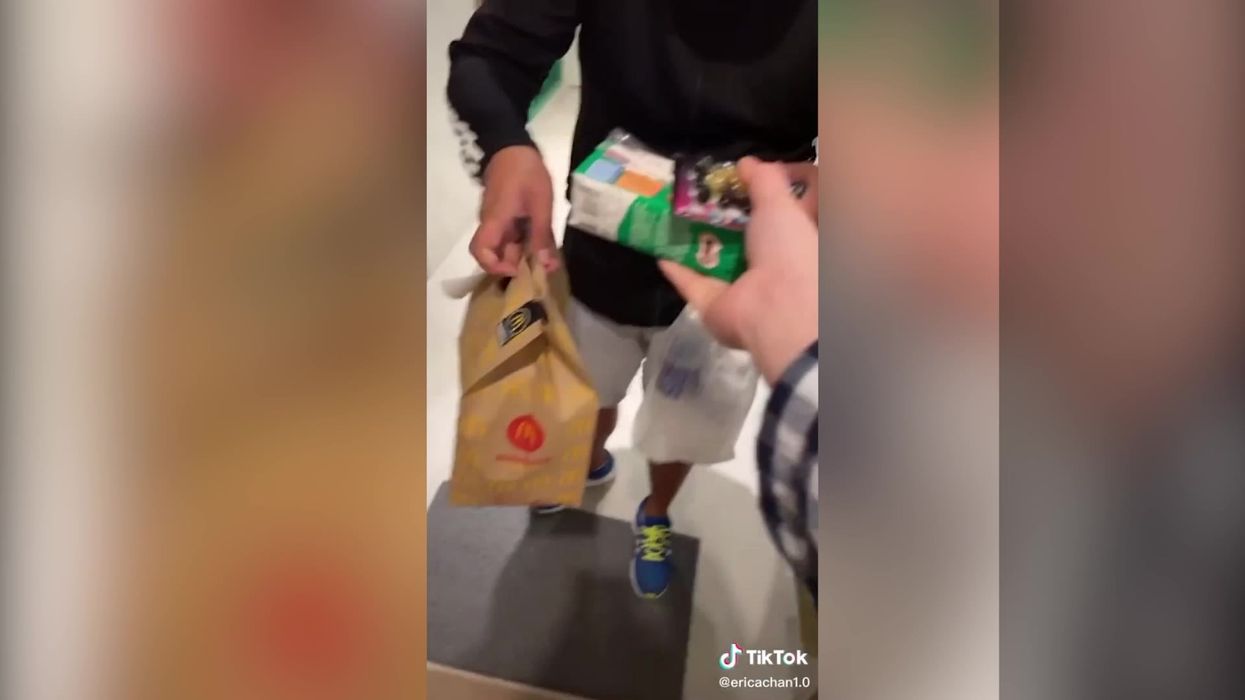 Restaurant publicly shames Instagram celeb for trying to eat for free