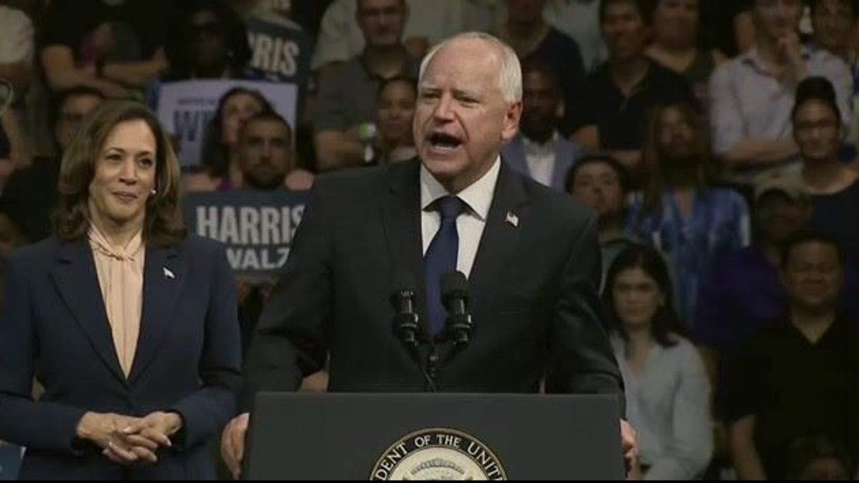 Tim Walz roasts JD Vance with a 'couch' gag in first appearance with Kamala Harris