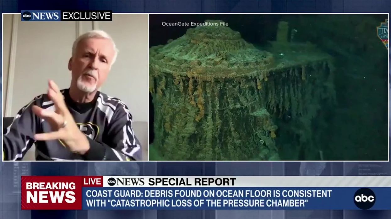 Why didn't the Titanic implode when it sank?