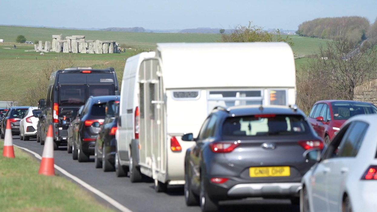 5,000-year-old poo discovered near Stonehenge