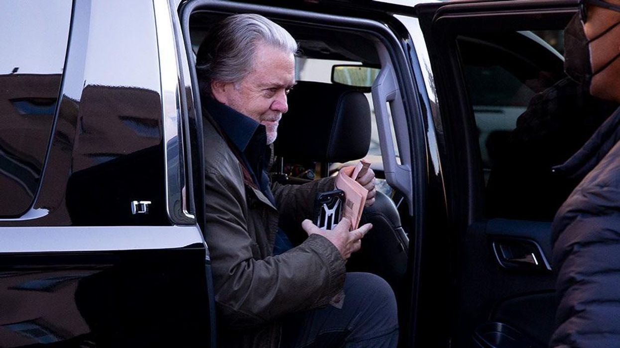 Steve Bannon is going to jail for 4 months - the best memes and reactions