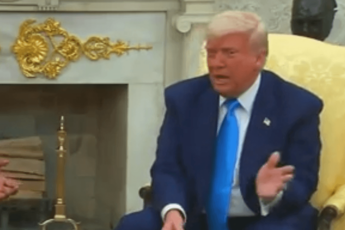 Trump appears unaware he’s being mocked in car crash meeting with South African president