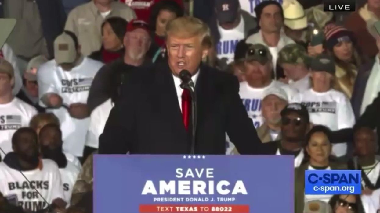 8 theories on what Trump was doing during 8-hour gap in White House phone logs