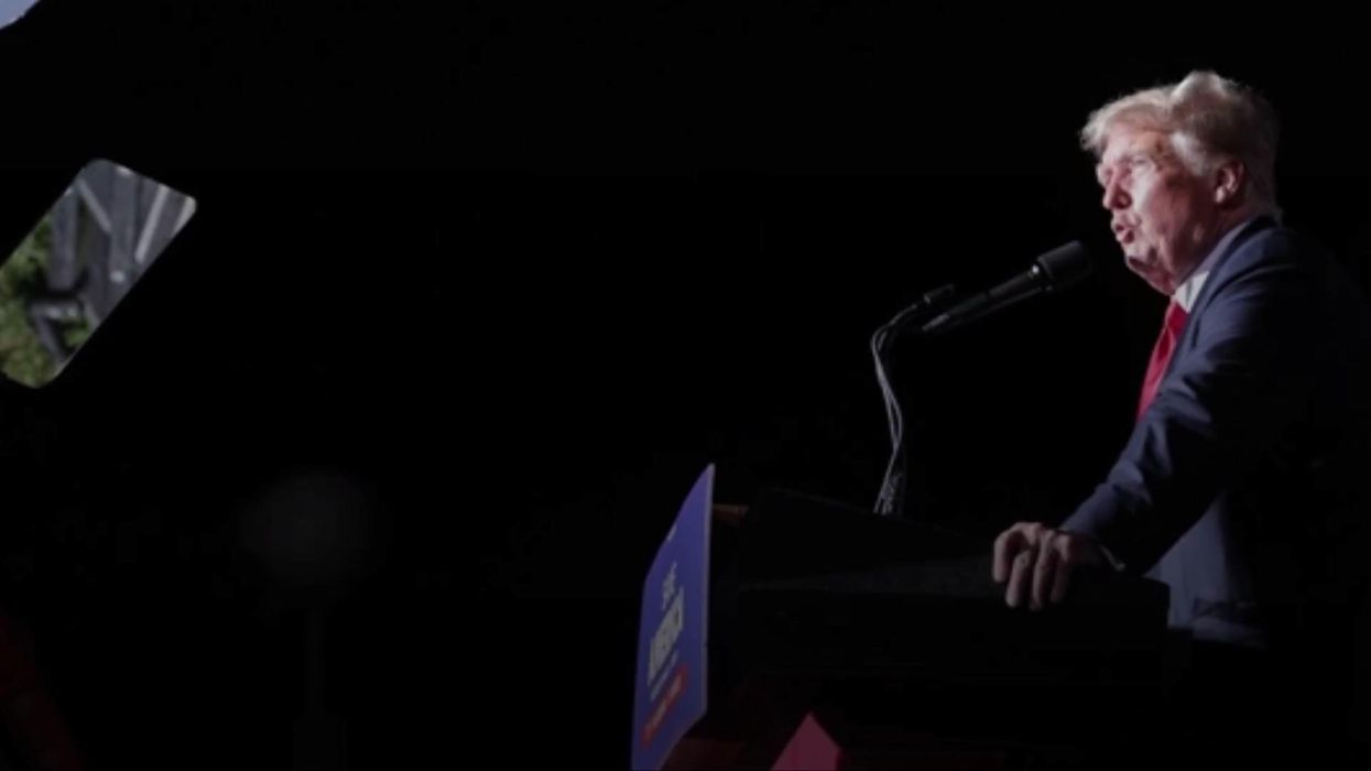 Billionaire's son Eric Trump tries to claim he's a blue collar guy