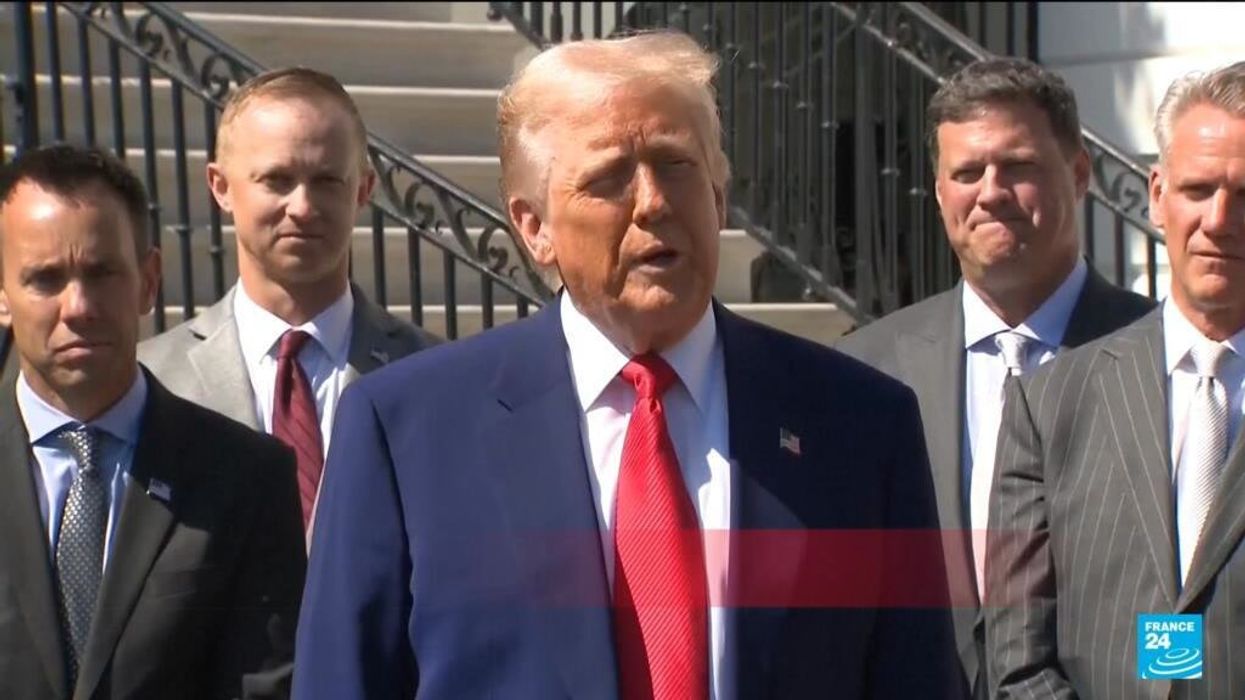 Donald Trump slammed for having 'no plan' after insisting he wouldn't pause tariffs just days ago