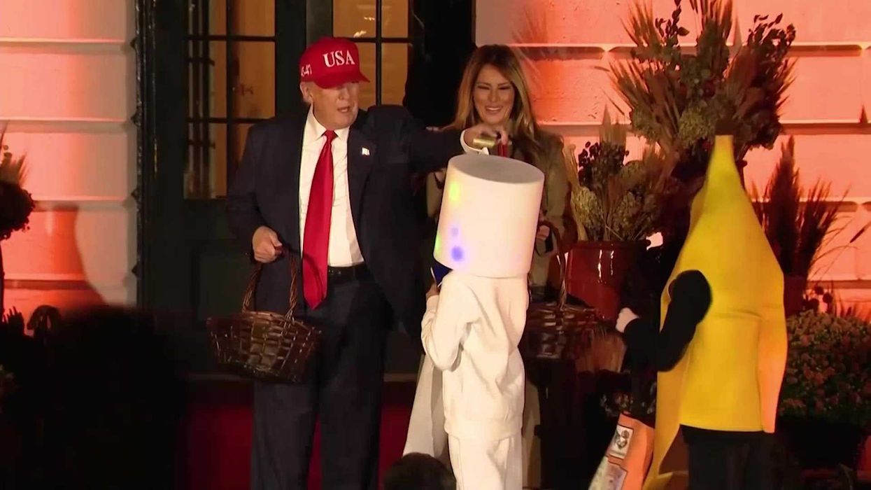 Trump’s Halloween 'blunder' returns 5 years later as he plays trick on 'trick or treaters'