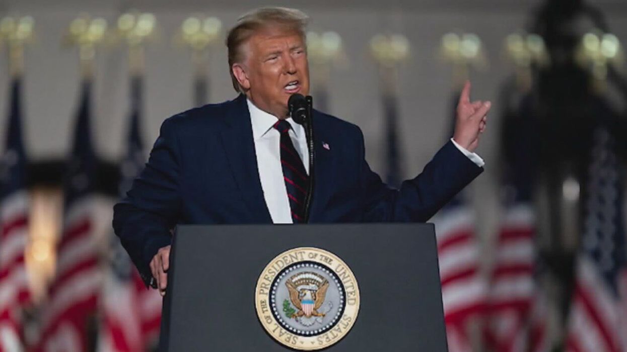 Donald Trump's team forced to deny that he 'smells'